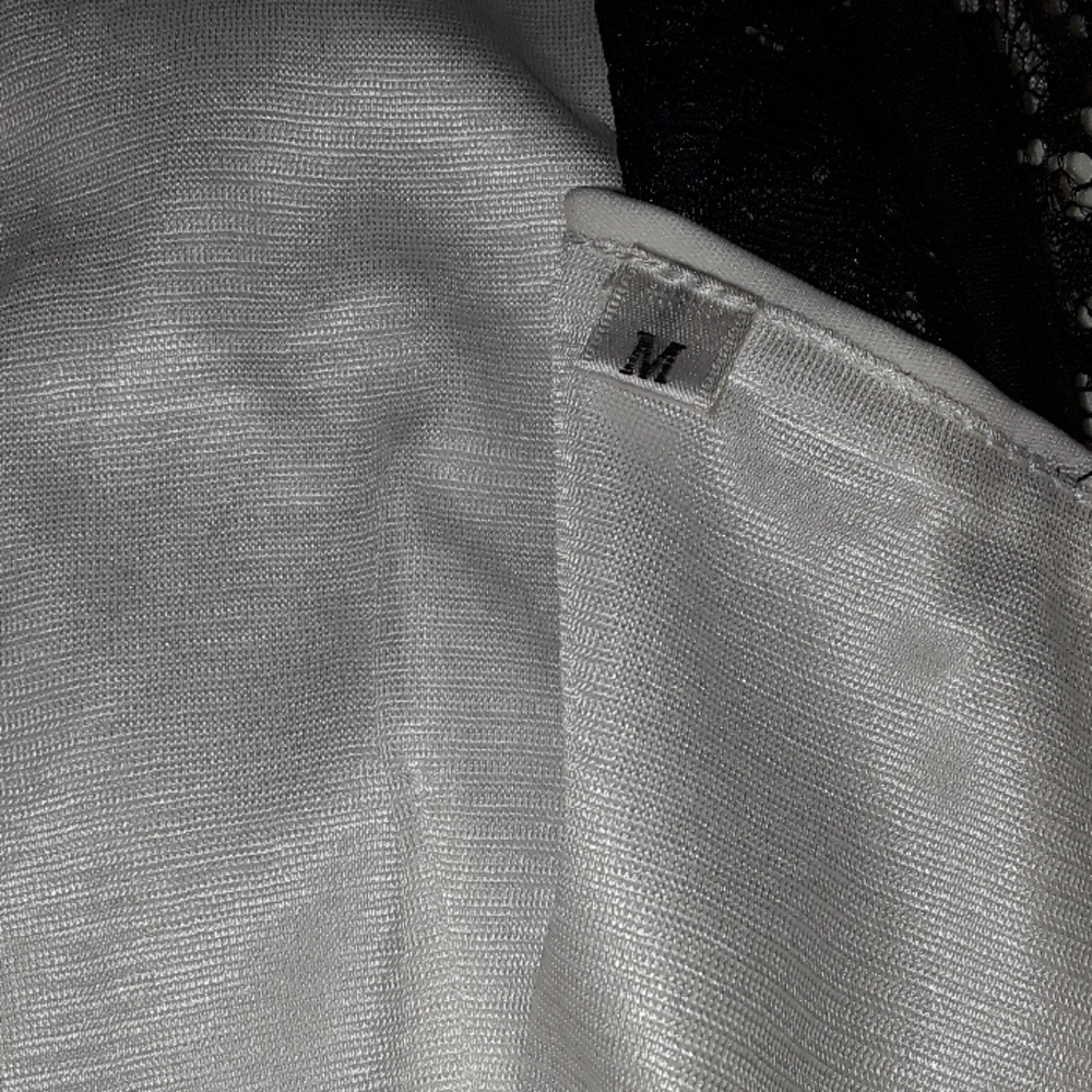 SheIn Classuc Black and White Dress - Picture 4 of 7